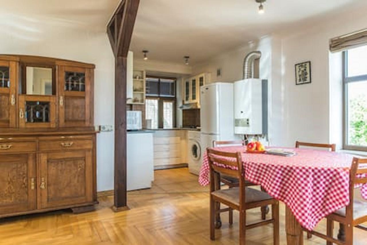 Dzīvoklis Old Romantic Loft *