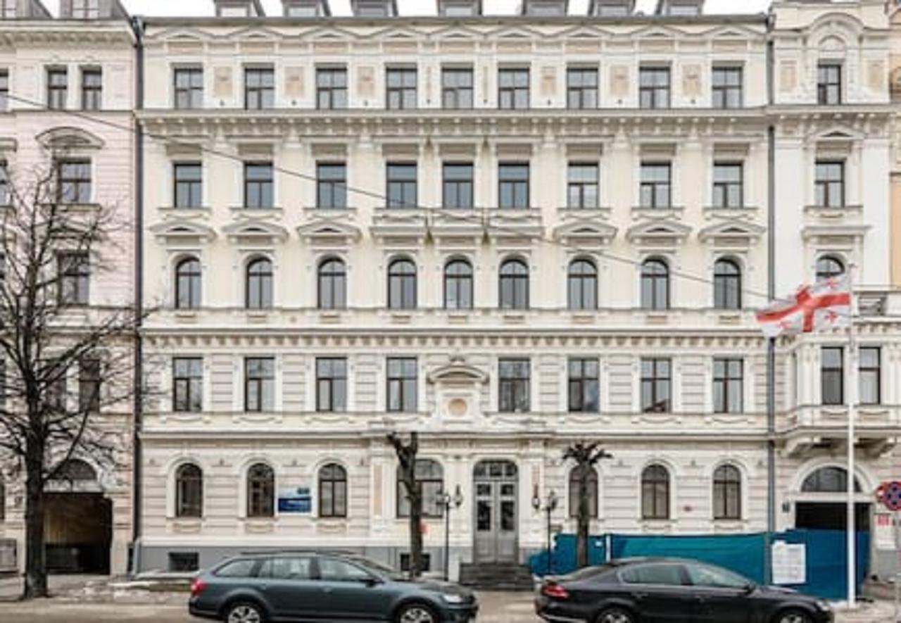 Old Romantic Loft Huoneisto