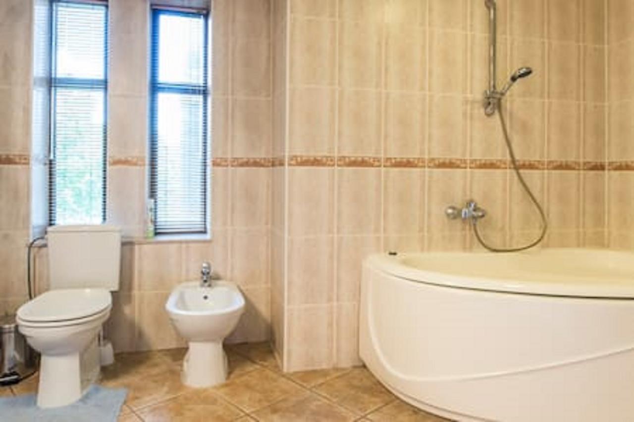 Huoneisto Old Romantic Loft