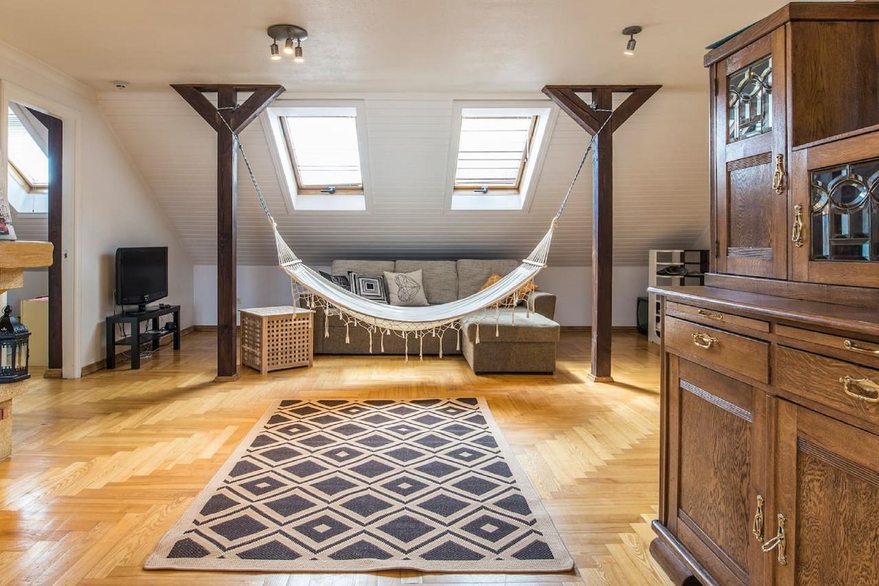 Huoneisto Old Romantic Loft Riika